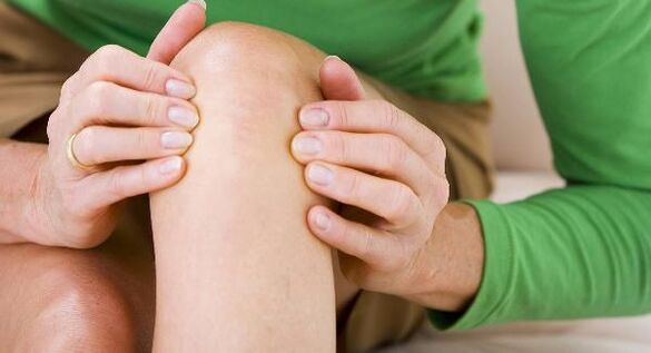 Un exercice excessif provoque des douleurs au genou